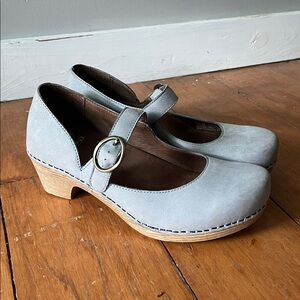 Dansko Missy light blue gray Leather Mary Jane Clog Mid Heel EU 36 US 5.5-6
